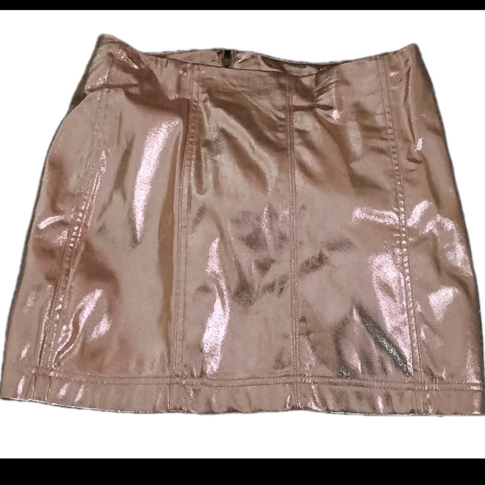 Wild Fable - Women's Gold Short Skirt. Size 12